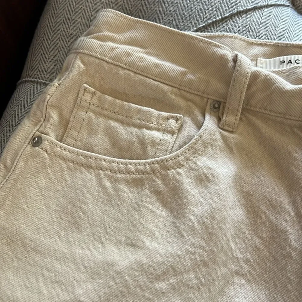 PacSun Eco Beige Ripped Vintage High Waisted Denim Shorts Size 26